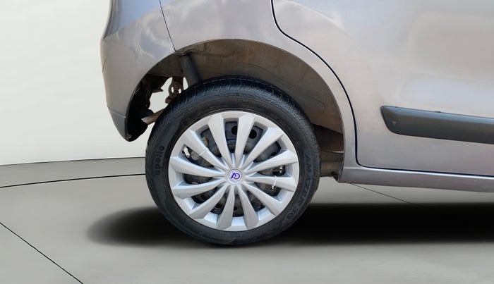 2016 Maruti Wagon R 1.0 VXI, Petrol, Manual, 43,514 km, Right Rear Wheel
