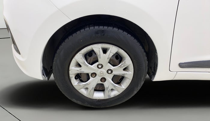 2015 Hyundai Grand i10 SPORTZ 1.2 KAPPA VTVT, Petrol, Manual, 53,268 km, Left Front Wheel