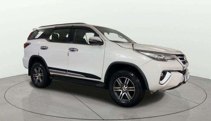 2018 Toyota Fortuner 2.8 4X2 MT, Diesel, Manual, 88,392 km, Right Front Diagonal