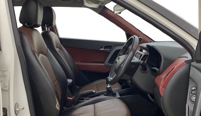 2016 Hyundai Creta SX PLUS  ANNIVERSARY EDITION 1.6 PETROL, Petrol, Manual, 74,626 km, Right Side Front Door Cabin