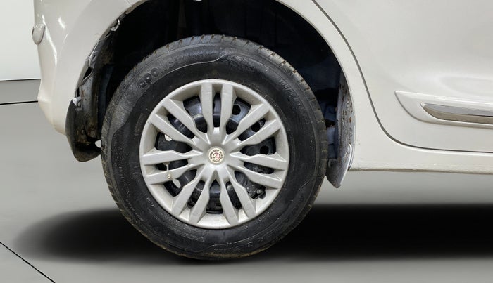 2020 Maruti Swift VXI AMT, Petrol, Automatic, 42,135 km, Right Rear Wheel