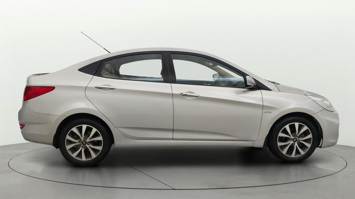 2014 Hyundai Verna FLUIDIC 1.6 CRDI SX OPT AT, Diesel, Automatic, 74,245 km, Right Side View