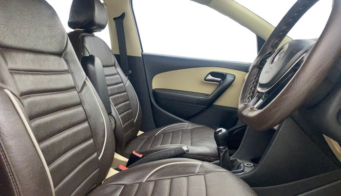 2016 Volkswagen Ameo HIGHLINE PLUS 1.5L 16 ALLOY, Diesel, Manual, 1,25,903 km, Right Side Front Door Cabin