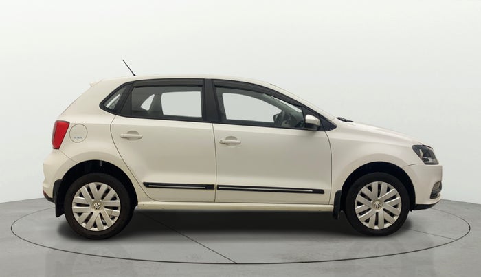 2017 Volkswagen Polo COMFORTLINE 1.2L, Petrol, Manual, 70,942 km, Right Side View