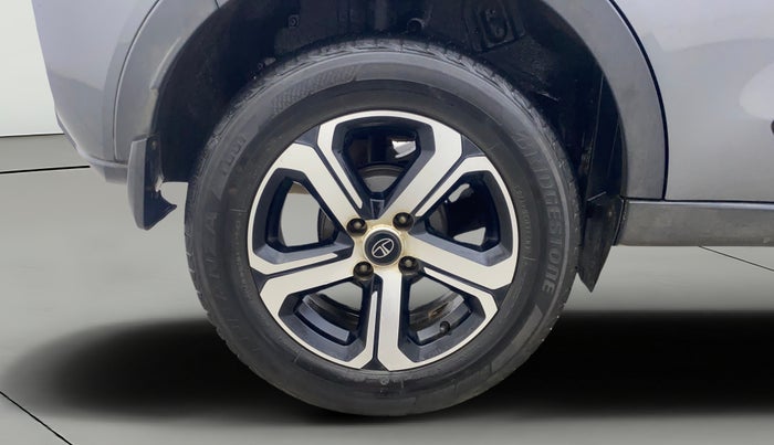 2021 Tata NEXON XZ PLUS PETROL SUNROOF, Petrol, Manual, 39,830 km, Right Rear Wheel