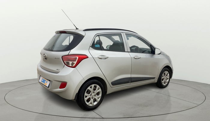 2016 Hyundai Grand i10 SPORTZ 1.2 KAPPA VTVT, CNG, Manual, 85,587 km, Right Back Diagonal