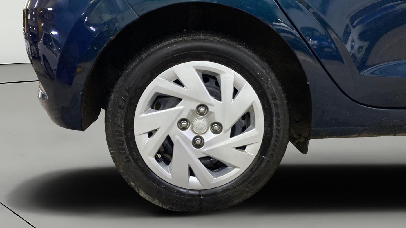 2025 Hyundai GRAND I10 NIOS MAGNA 1.2 KAPPA VTVT, Petrol, Manual, 2,243 km, Right Rear Wheel