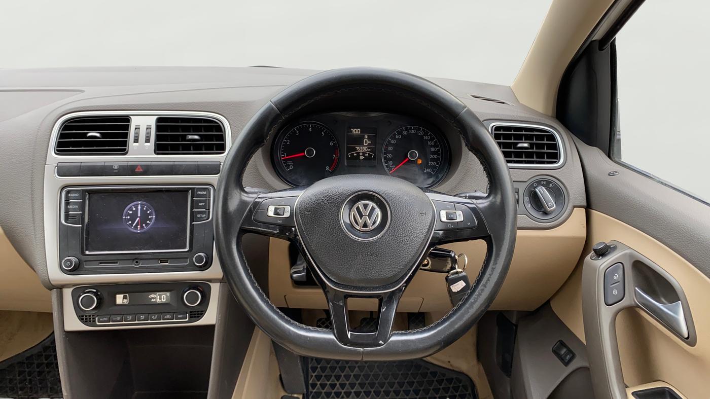 2018 Volkswagen Vento HIGHLINE 1.6 MPI, Petrol, Manual, 75,330 km, Steering Wheel Close Up