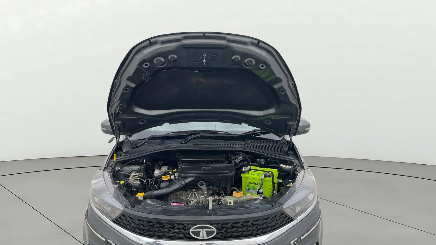 2020 Tata Tiago XZ PETROL, Petrol, Manual, 1,07,563 km, Open Bonet