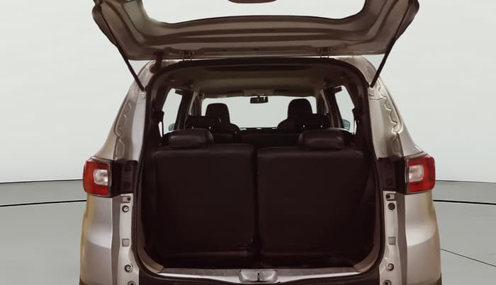 2020 Renault TRIBER RXT, Petrol, Manual, 58,283 km, Boot Open Zoomed View