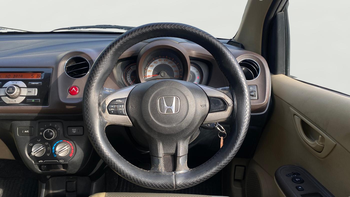 2013 Honda Brio S MT, Petrol, Manual, 88,516 km, Steering Wheel Close Up