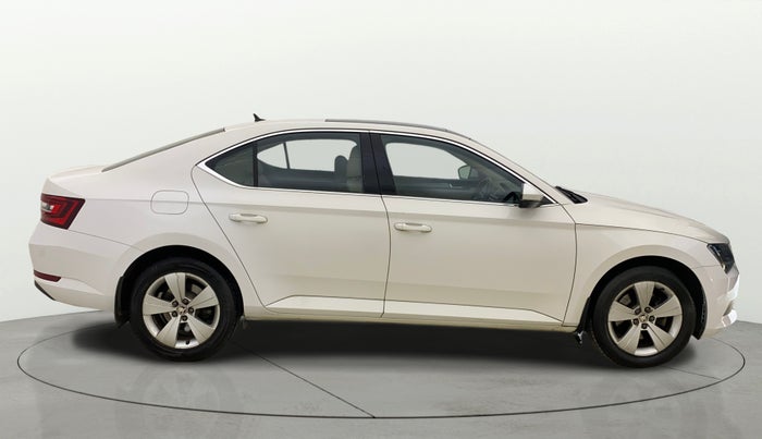 2019 Skoda Superb STYLE 1.8 TSI MT, Petrol, Manual, 50,278 km, Right Side View