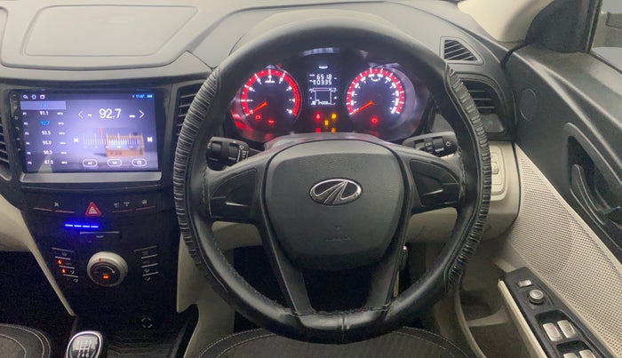 2021 Mahindra XUV300 W4 1.2 PETROL, Petrol, Manual, 34,008 km, Steering Wheel Close Up