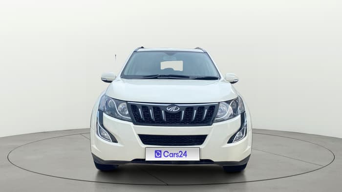 2015 Mahindra XUV500 W10, Diesel, Manual, 77,864 km, Front