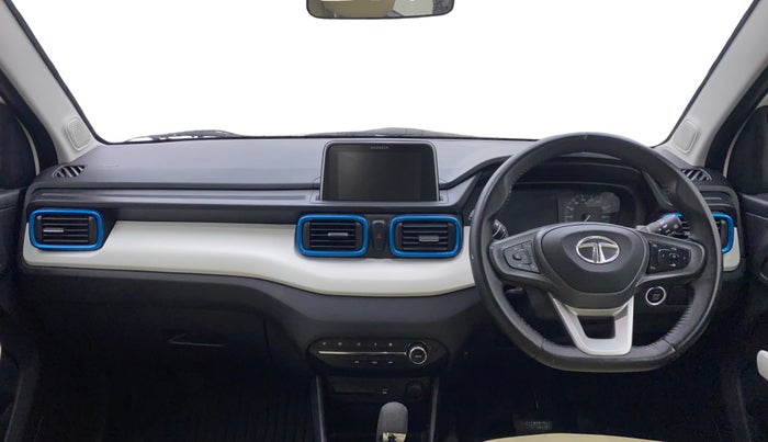 2023 Tata PUNCH CREATIVE AMT 1.2 RTN DUAL TONE, Petrol, Automatic, 20,197 km, Dashboard