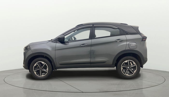 2024 Tata NEXON FEARLESS + SUNROOF DCA DUAL TONE 1.2 PETROL, Petrol, Automatic, 29,422 km, Left Side