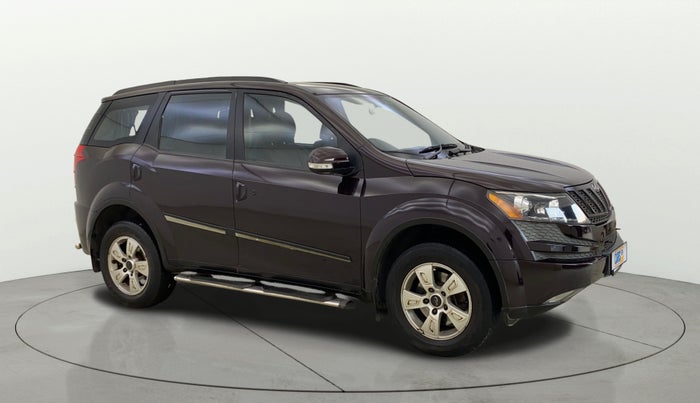 2014 Mahindra XUV500 W8, Diesel, Manual, 54,201 km, Right Front Diagonal