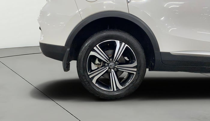 2023 MG ASTOR SHARP 1.5 CVT, Petrol, Automatic, 21,810 km, Right Rear Wheel