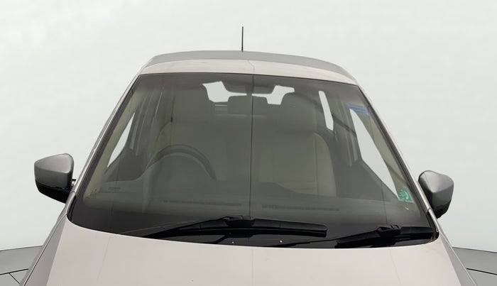 2014 Volkswagen Polo HIGHLINE1.2L, Petrol, Manual, 1,28,170 km, Front Windshield