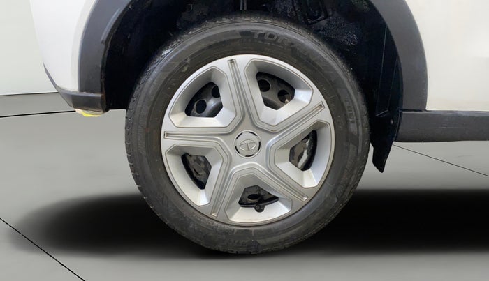 2020 Tata NEXON XM PETROL, Petrol, Manual, 27,363 km, Right Rear Wheel