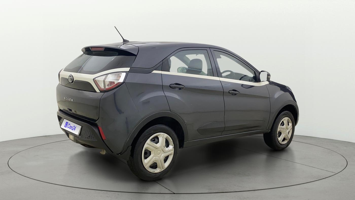 2018 Tata NEXON XM PETROL, CNG, Manual, 1,19,233 km, Right Back Diagonal