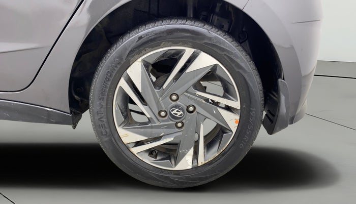 2022 Hyundai NEW I20 ASTA 1.2 MT, Petrol, Manual, 49,951 km, Left Rear Wheel
