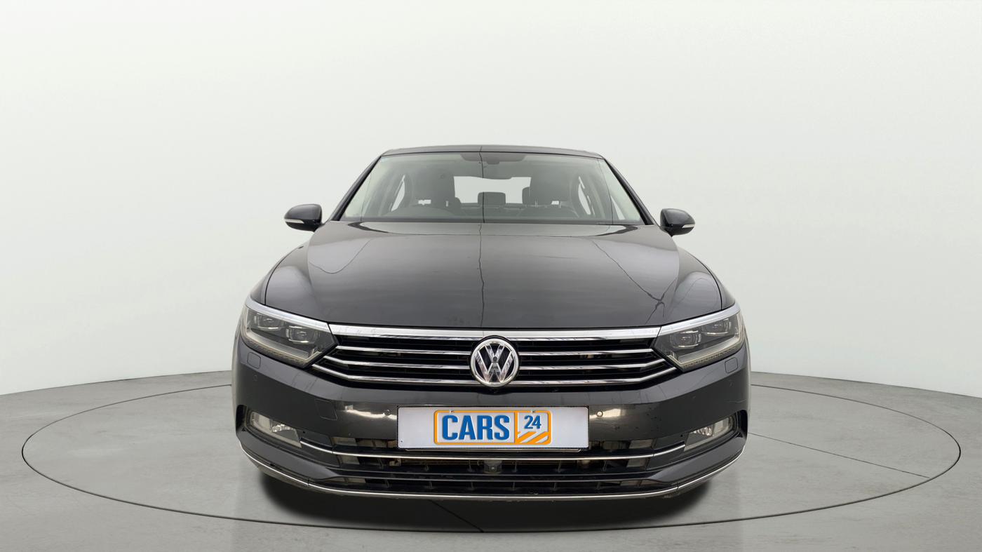 2018 Volkswagen Passat HIGHLINE DSG, Diesel, Automatic, 1,08,680 km, Front
