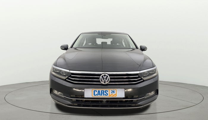 2018 Volkswagen Passat HIGHLINE DSG, Diesel, Automatic, 1,08,680 km, Front