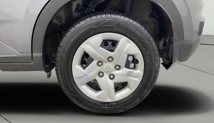 2022 Hyundai VENUE S+ 1.2, Petrol, Manual, 41,973 km, Left Rear Wheel