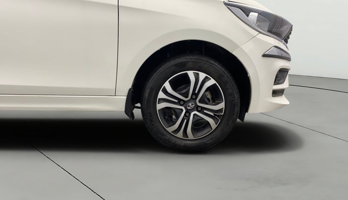 2023 Tata Tiago XT PETROL, Petrol, Manual, 26,861 km, Right Front Wheel
