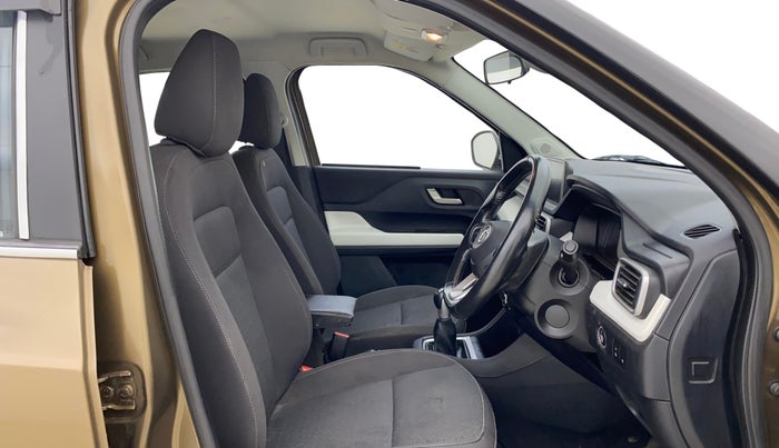 2023 Tata PUNCH CREATIVE  MT, Petrol, Manual, 42,179 km, Right Side Front Door Cabin