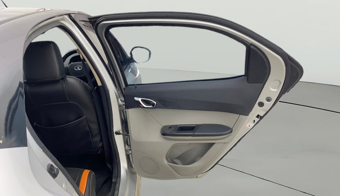 2018 Tata Tiago XZ PETROL, Petrol, Manual, 1,07,695 km, RHS Rear Door