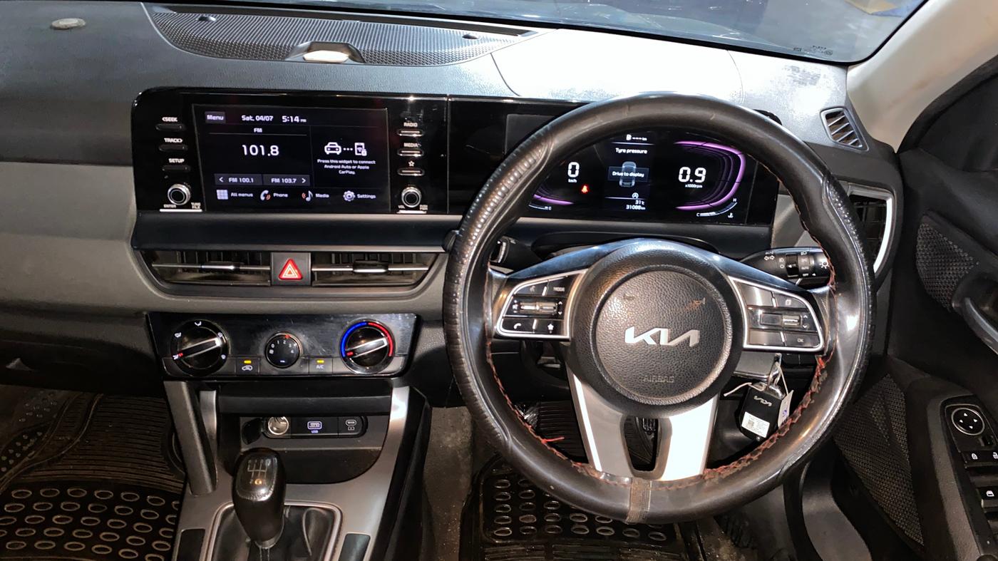 2023 KIA SELTOS  HTK 1.5 PETROL MT, Petrol, Manual, 31,073 km, Steering Wheel Close Up