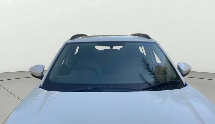 2025 Skoda Kylaq Signature AT, Petrol, Automatic, 9,569 km, Front Windshield