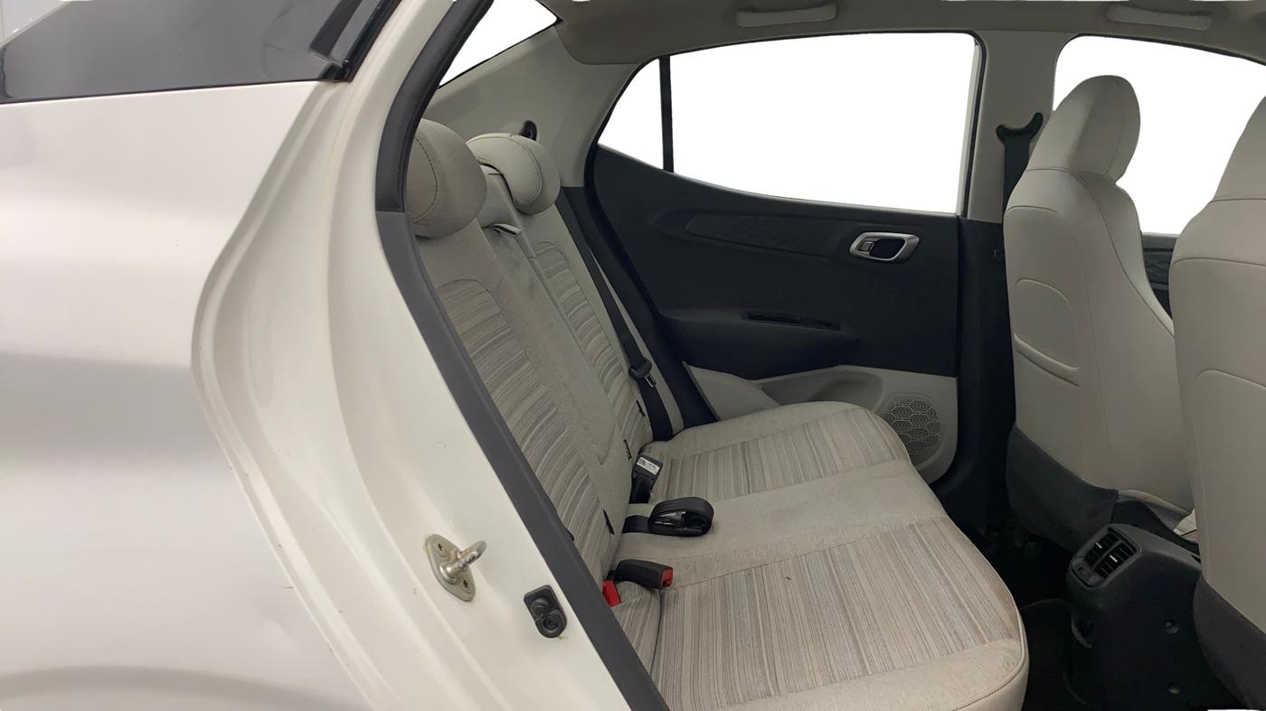 2020 Hyundai AURA SX PLUS 1.2 AMT CRDI, Diesel, Automatic, 45,704 km, Third Seat Row ( optional )