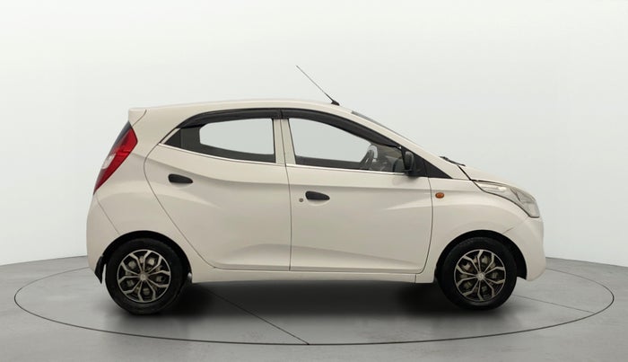 2018 Hyundai Eon ERA PLUS (O), Petrol, Manual, 1,02,088 km, Right Side View