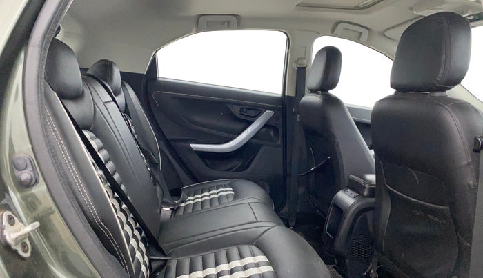 2021 Tata NEXON XM SUNROOF PETROL, Petrol, Manual, 55,017 km, Right Side Rear Door Cabin