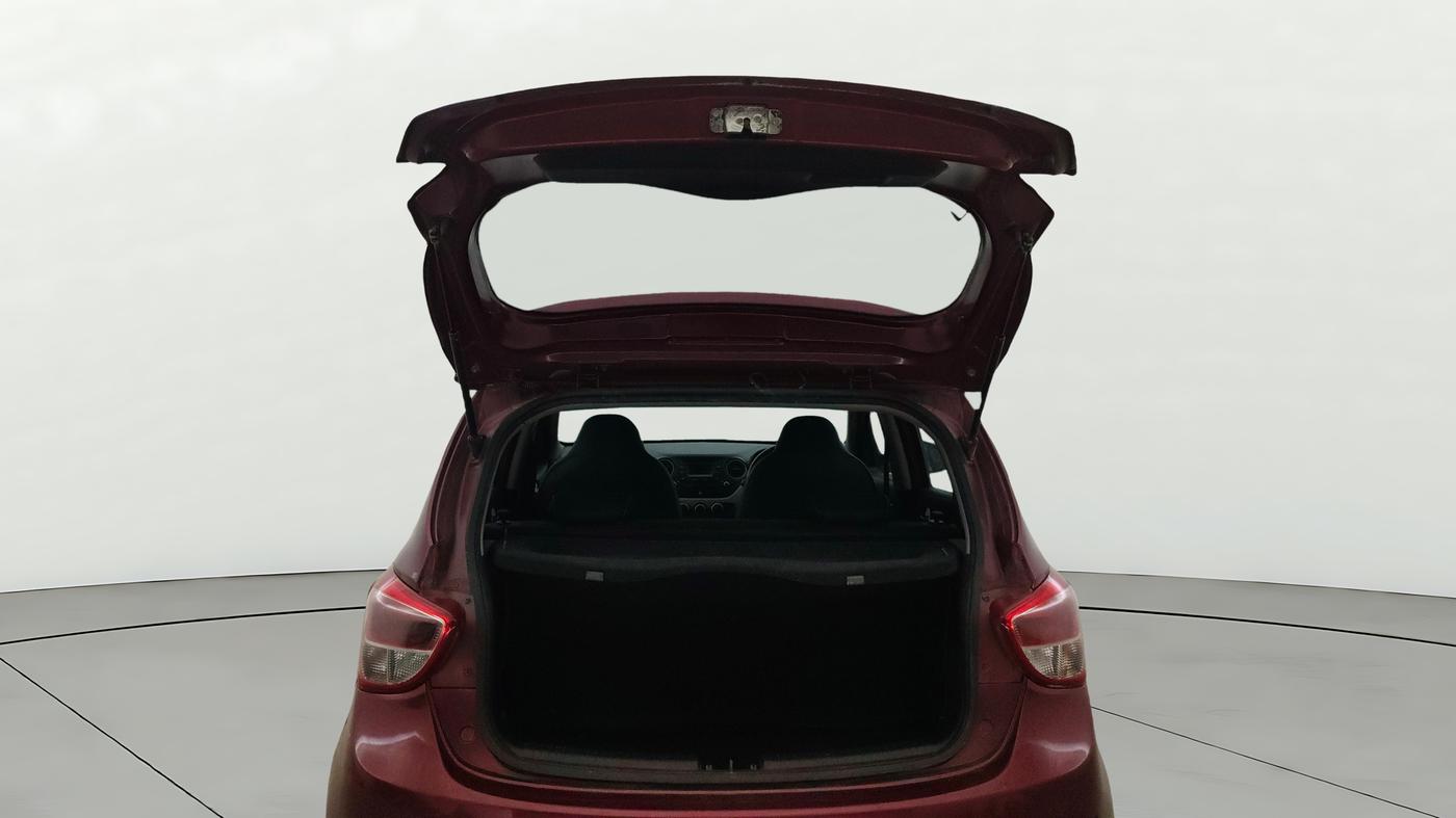 2015 Hyundai Grand i10 ASTA AT 1.2 KAPPA VTVT, Petrol, Automatic, 67,312 km, Boot Door Open
