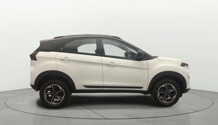 2023 Tata NEXON FEARLESS + SUNROOF DUAL TONE 1.2 PETROL, Petrol, Manual, 271 km, Right Side View