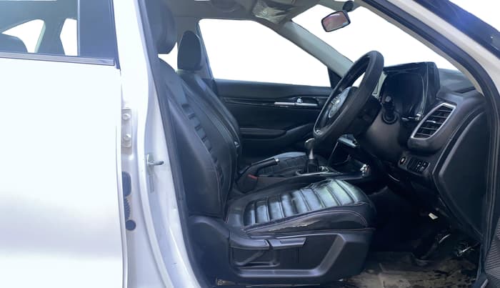 2019 KIA SELTOS GTK 1.4 PETROL, Petrol, Manual, 1,12,787 km, Right Side Front Door Cabin