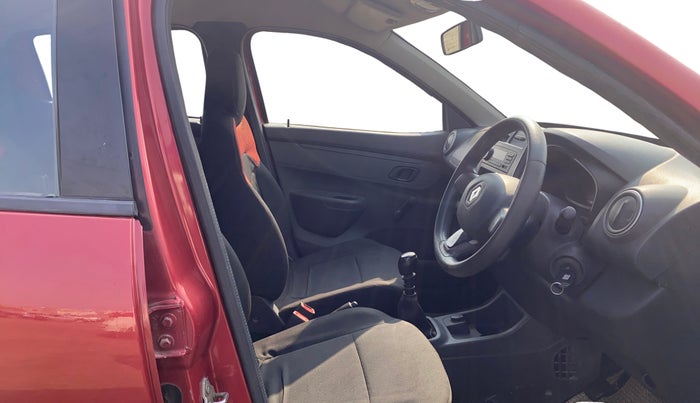 2016 Renault Kwid RXL, Petrol, Manual, 37,435 km, Right Side Front Door Cabin