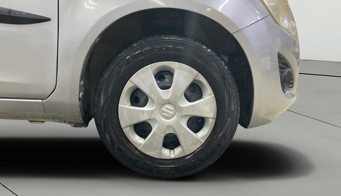 2014 Maruti Ritz VXI, Petrol, Manual, 63,935 km, Right Front Wheel