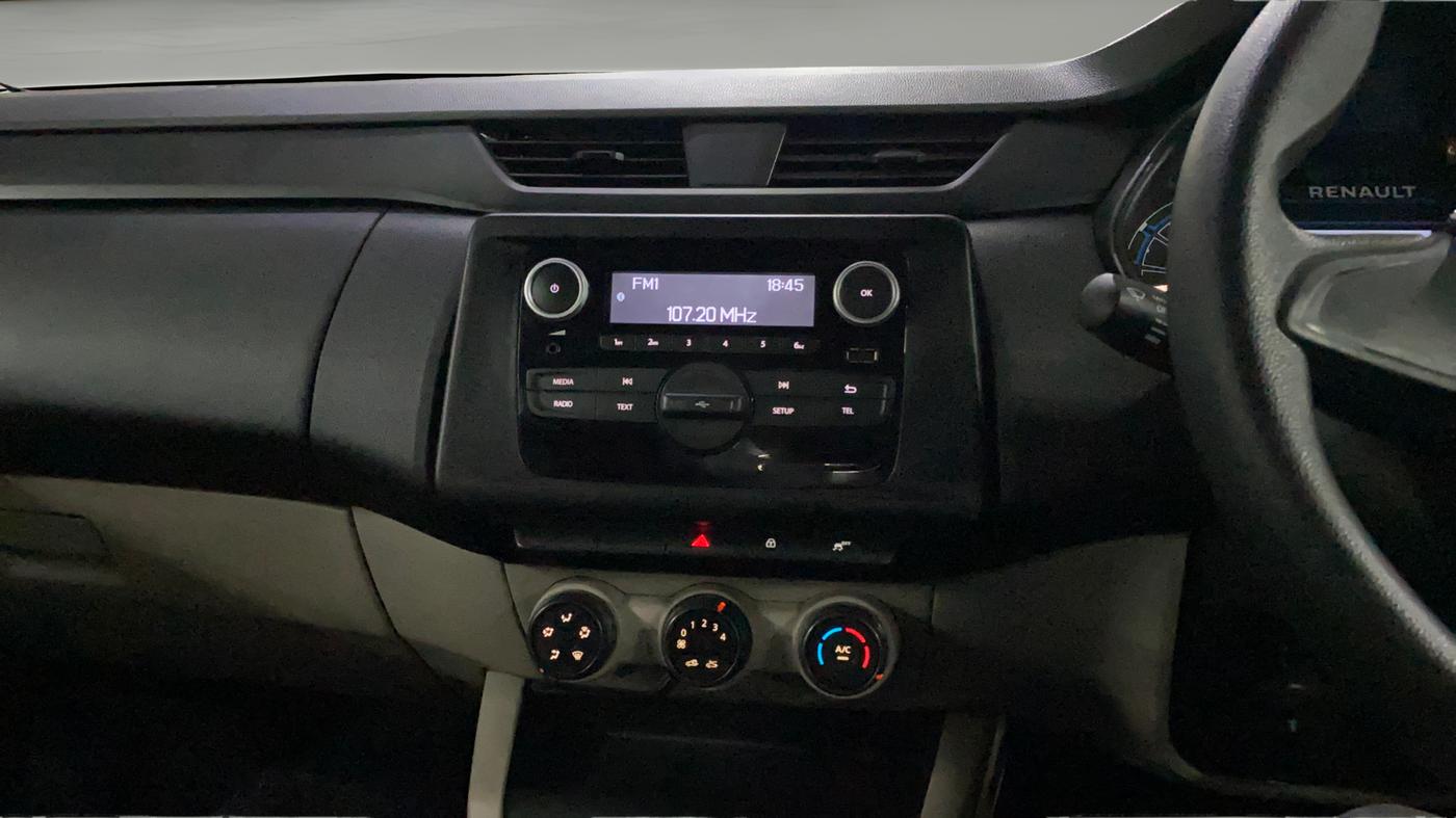 2024 Renault TRIBER RXL MT, Petrol, Manual, 17,563 km, Air Conditioner