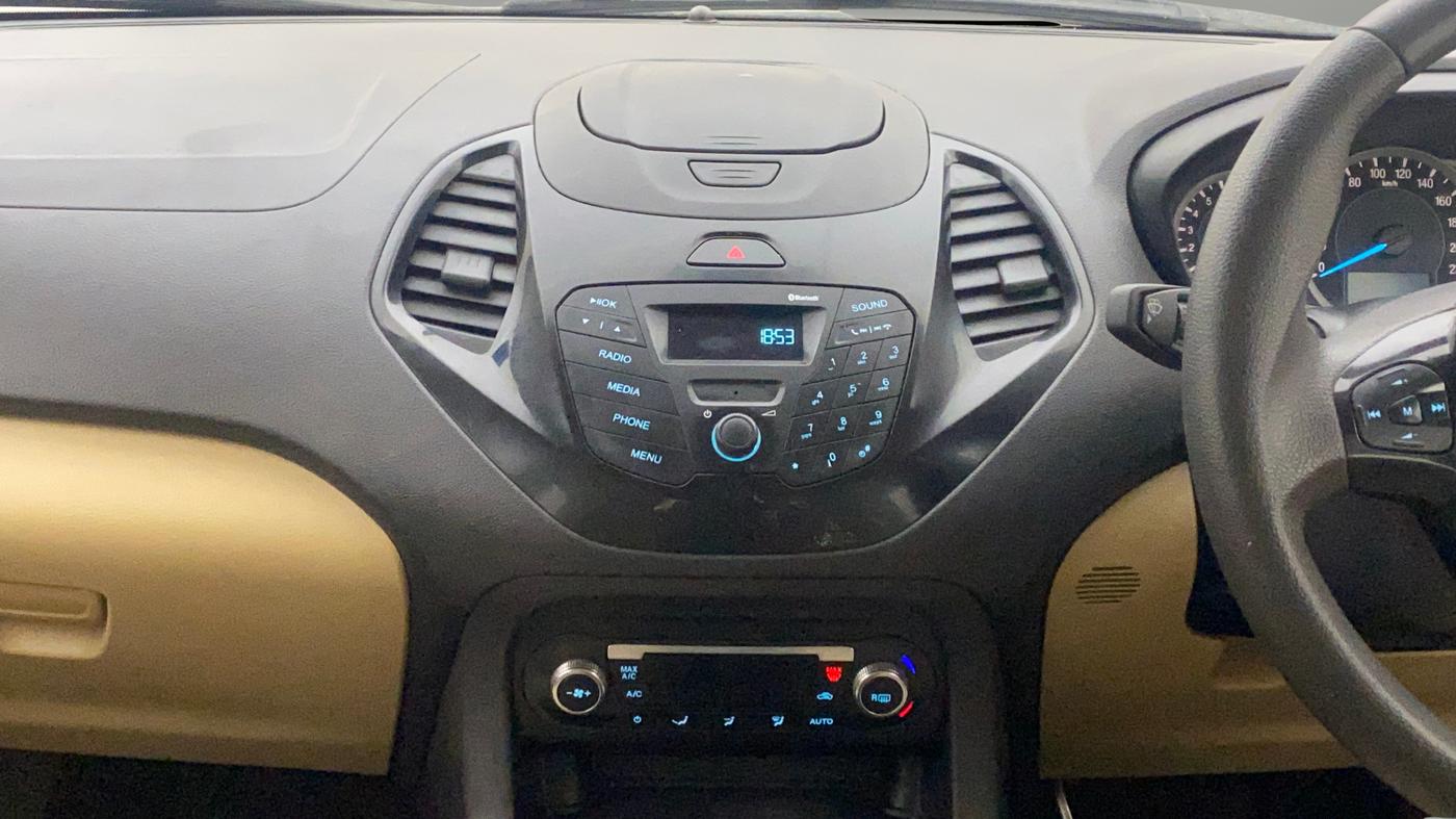 2017 Ford Figo Aspire TITANIUM 1.2 PETROL, Petrol, Manual, 52,795 km, Air Conditioner