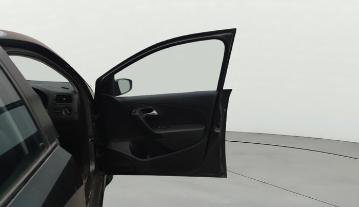 2018 Volkswagen Polo COMFORTLINE 1.0L MPI, Petrol, Manual, 46,386 km, RHS Front Door