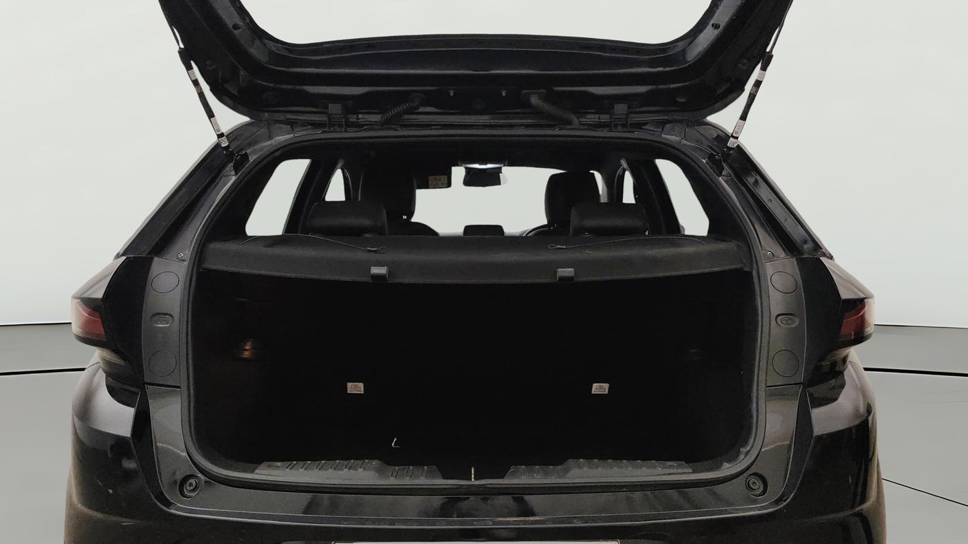 2022 Tata ALTROZ XZ PLUS PETROL DARK EDITION, Petrol, Manual, 43,220 km, Boot Open Zoomed View