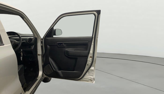 2020 Maruti S PRESSO VXI, Petrol, Manual, 66,610 km, RHS Front Door