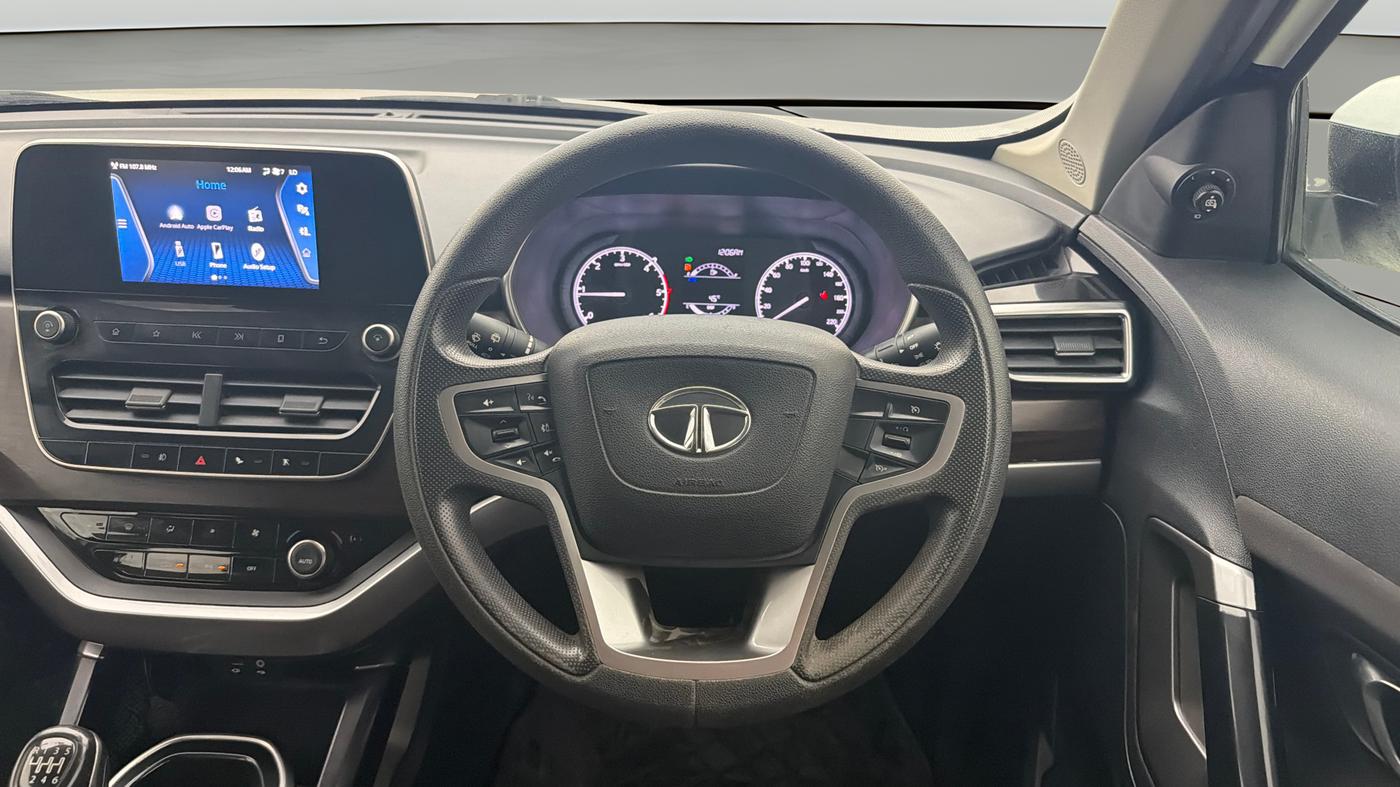 2022 Tata Harrier XT PLUS 2.0L KRYOTEC, Diesel, Manual, 54,557 km, Steering Wheel Close Up