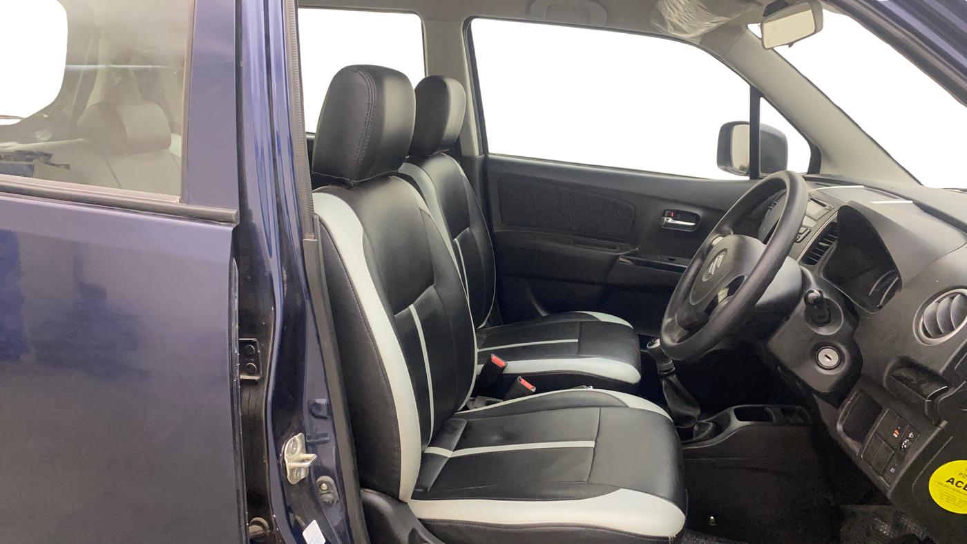 2014 Maruti Wagon R Stingray VXI, Petrol, Manual, 49,277 km, Right Side Front Door Cabin