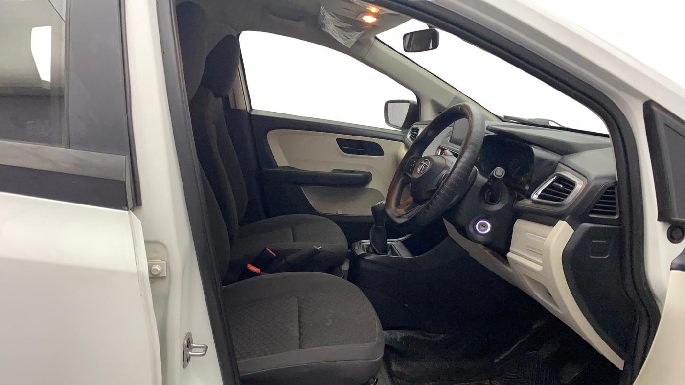 2022 Tata ALTROZ XM PLUS PETROL, Petrol, Manual, 79,466 km, Right Side Front Door Cabin